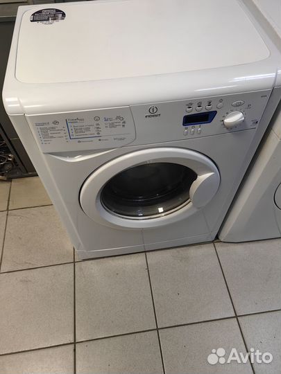 Стиральная машина indesit