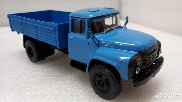 1:43 ЗИЛ-130 грузовик