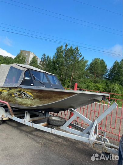 Водометный катер Ка-Хем 640