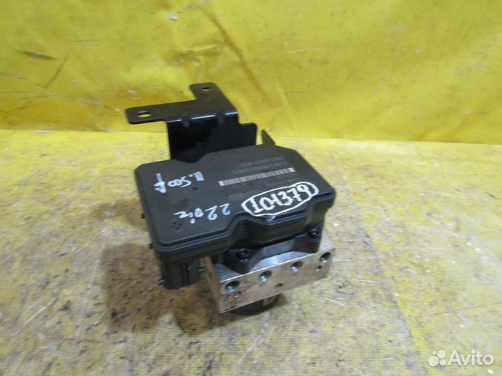 Блок ABS Hyundai Santa Fe 12-18г 101379