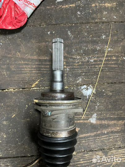 Привод передний прав на BRP Can Am outlander 400