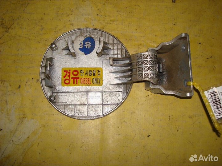 Лючок 69510-0U000 на Hyundai Accent RB