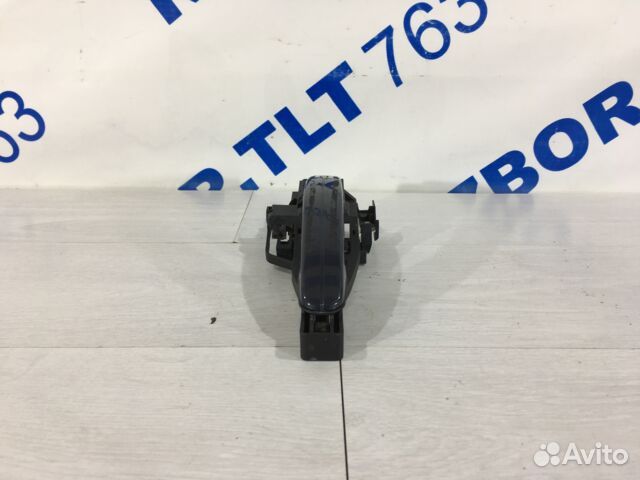 Ручка двери передняя правая ford focus 3 2.0 ат хе