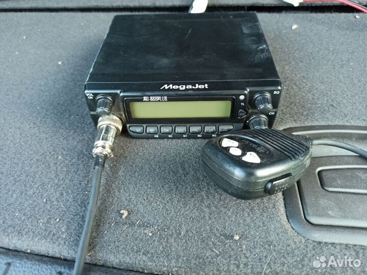 Автомобильная рация с антенной MegaJet MJ-600plus