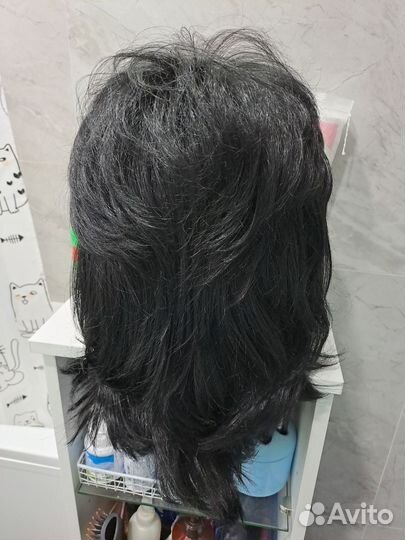 Парики длинные и короткие