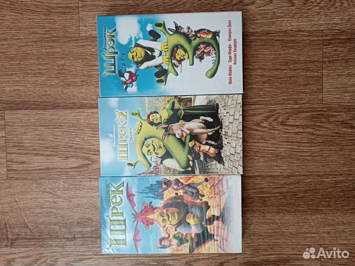 Видеокассеты с фильмами