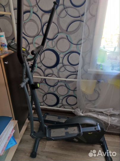 Эллиптический тренажер torneo