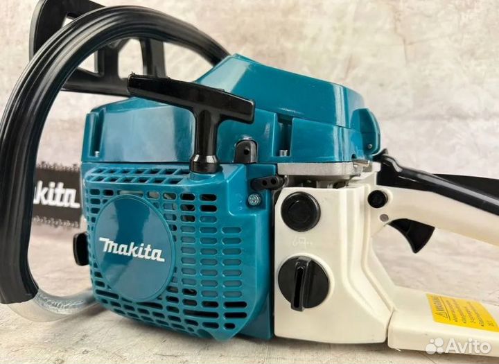 Бензопила цепная бензиновая Makita