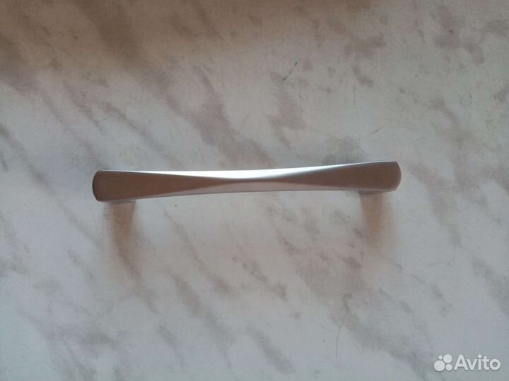 Мебельные ручки