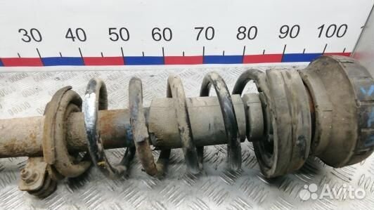 Стойка передняя левая opel vivaro (SBE11K501)