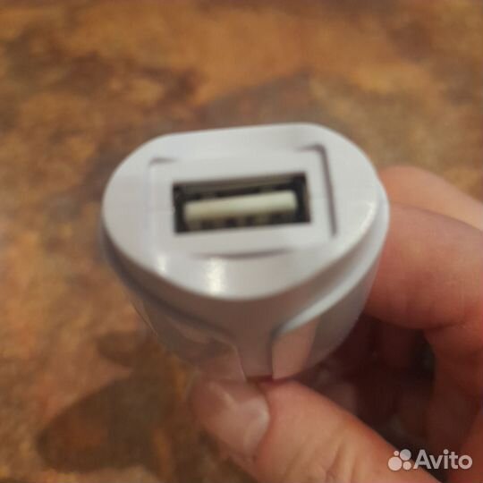 Автомобильной Зарядное устройство USB разъемом