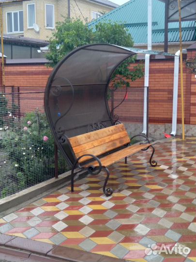 Садовые качели кованые