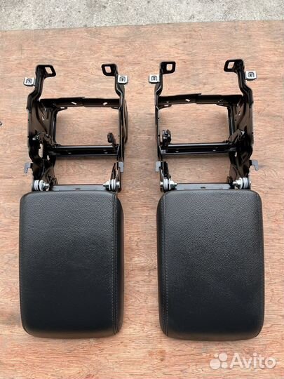 Подлокотник audi a4 a5 кожа черная
