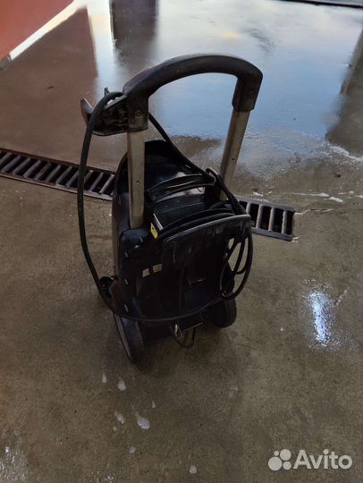 Мойка высокого давления karcher