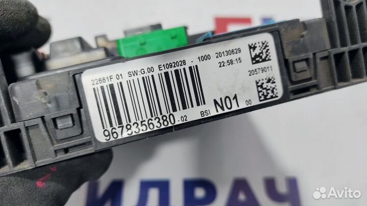 Блок предохранителей салонный Peugeot Peugeot 301