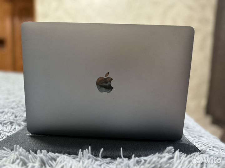 Macbook air 13 2020 m1