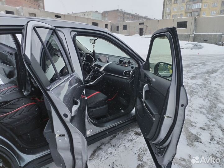 Mitsubishi Eclipse Cross 1.5 CVT, 2018, 64 000 км