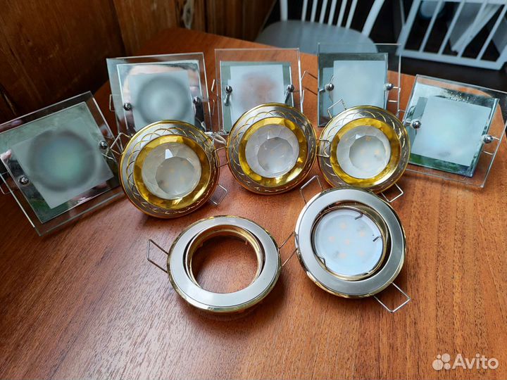 Светильник потолочный