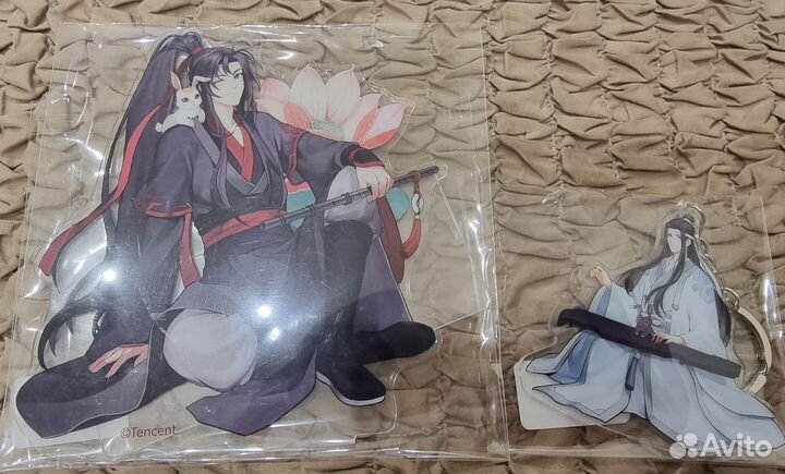 Фигурка и брелок Основатель темного пути