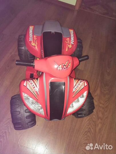Детский квадроцикл на аккумуляторе