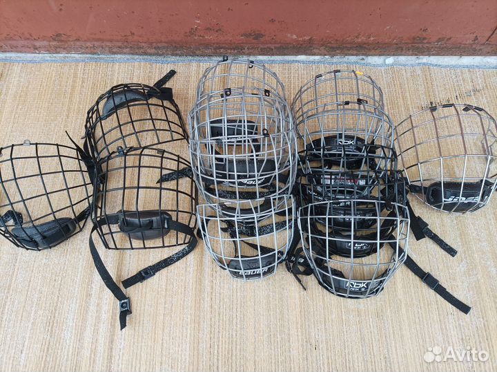 Шлем хоккейный