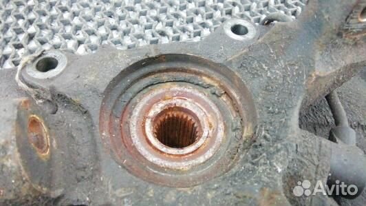 Ступица передняя правая volvo V40 VW (BBE07N901)