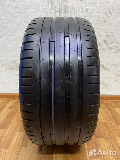 Nokian Tyres Hakka Black 2 SUV 295/35 R21