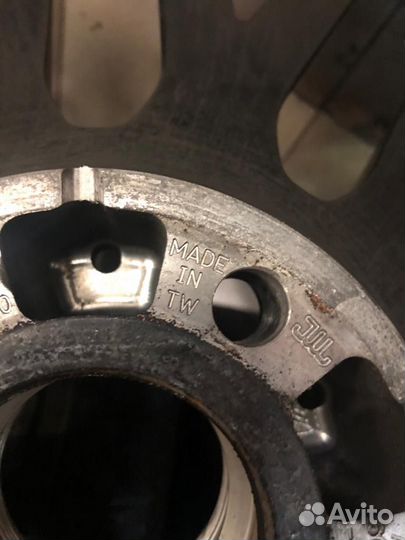 Колеса в сборе на Mercedes GLS AMG R23