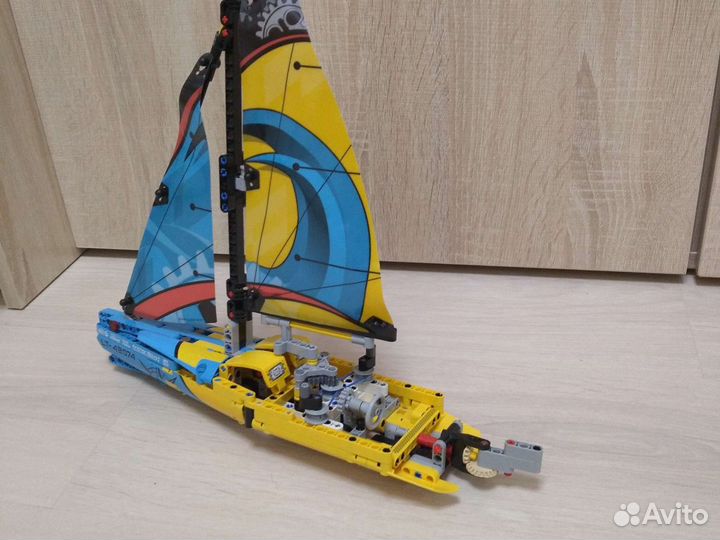 Lego technic гоночная яхта 42074