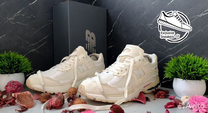 Кроссовки New Balance 2002r