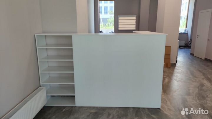 Стойка ресепшен Woodis №2