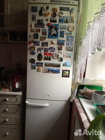 Холодильник Bosch KGS 39310