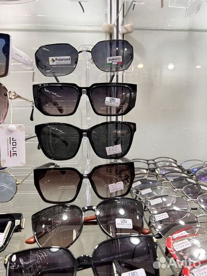 Солнцезащитные очки