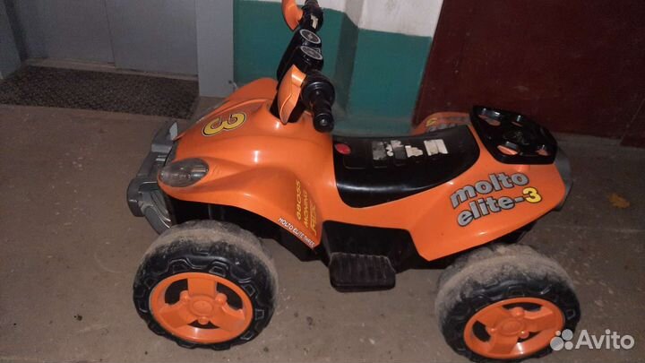 Детский квадроцикл на аккумуляторе