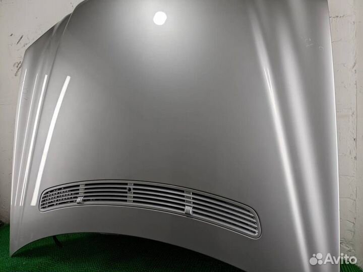 Капот Mercedes Benz E-class W211 2004