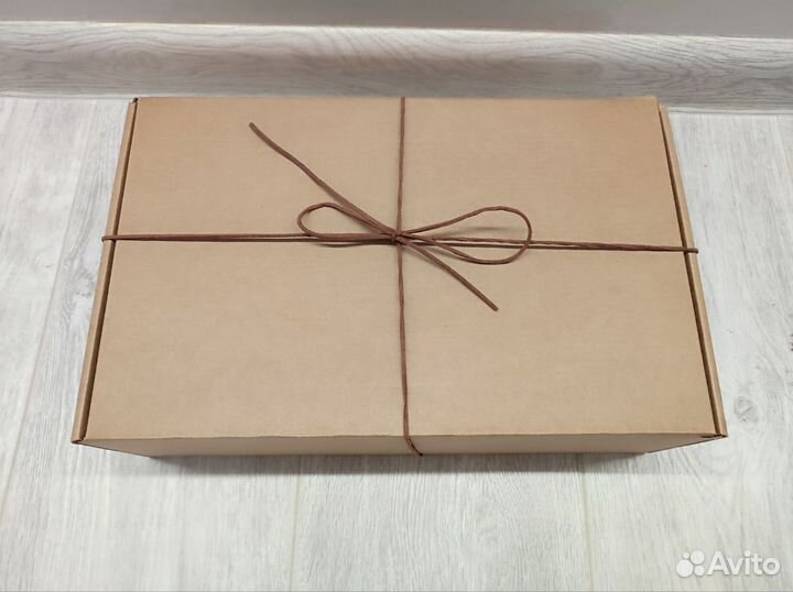 Чашки и ложки для чая или кофе