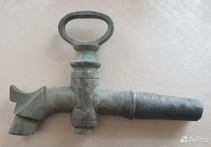 Кран для дубовой бочки