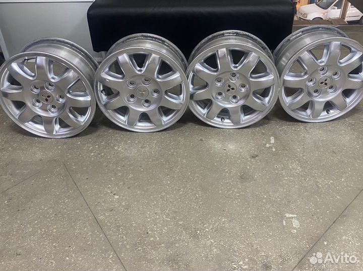 Литые диски R15 5x114.3