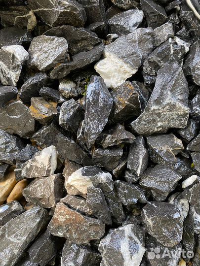 Черный мрамор