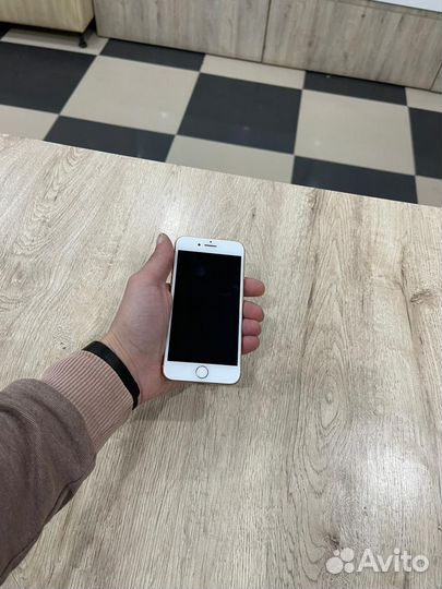 iPhone 8, 256 ГБ