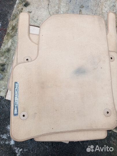 Автомобильные коврики ворсовые