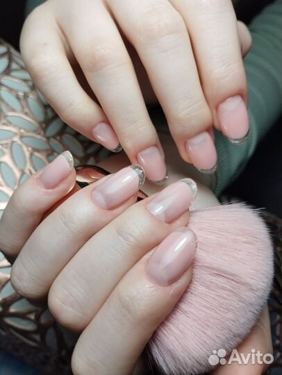 Выкладной френч, наращивание ногтей