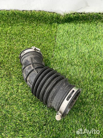 Патрубок воздушного фильтра Ford Escape 4 2020