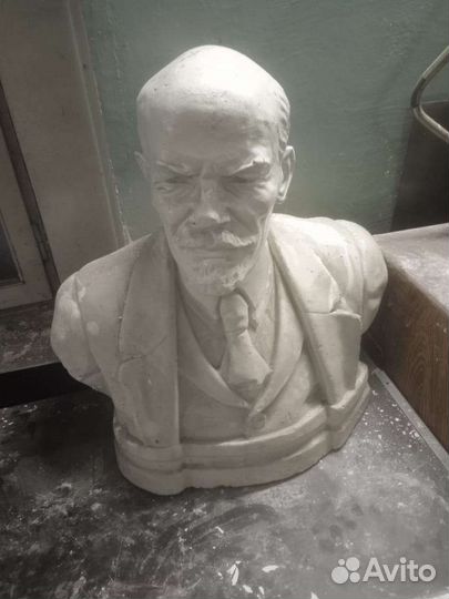 Бюст ленина большой