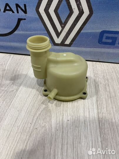 Бачок эгур гур насоса электрогидроусилителя руля R