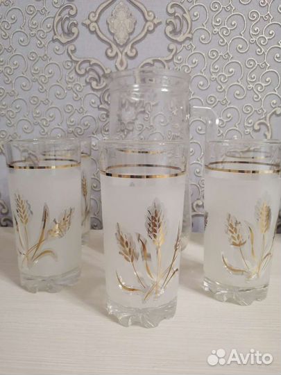 Набор посуды, графин со стаканами