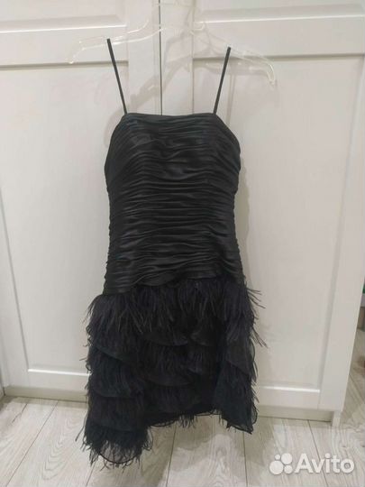 Платье от Faviana