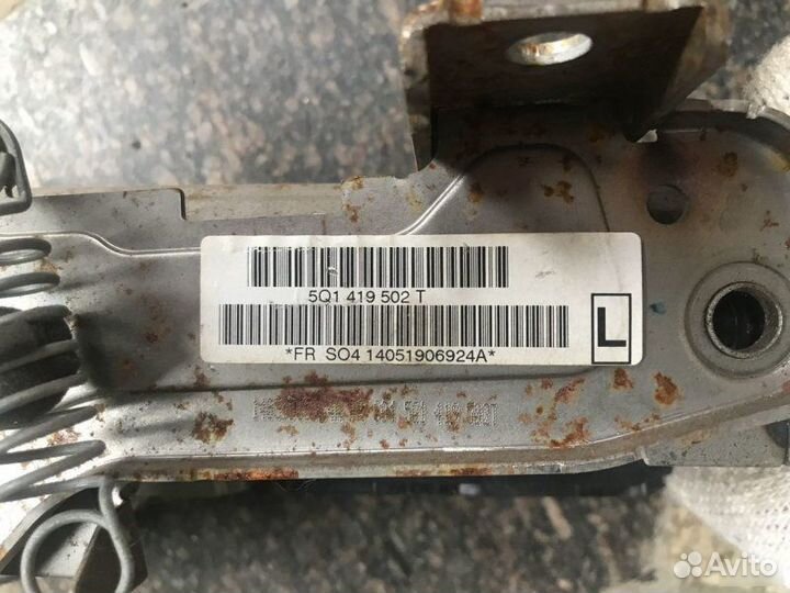 Колонка рулевая Skoda Octavia A7