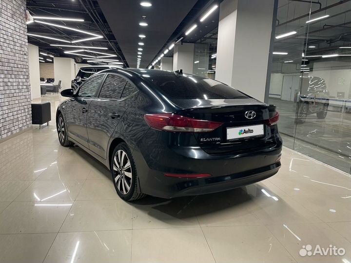 Hyundai Elantra 1.6 AT, 2017, 91 490 км