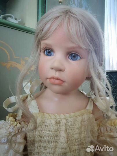 Коллекционная кукла
